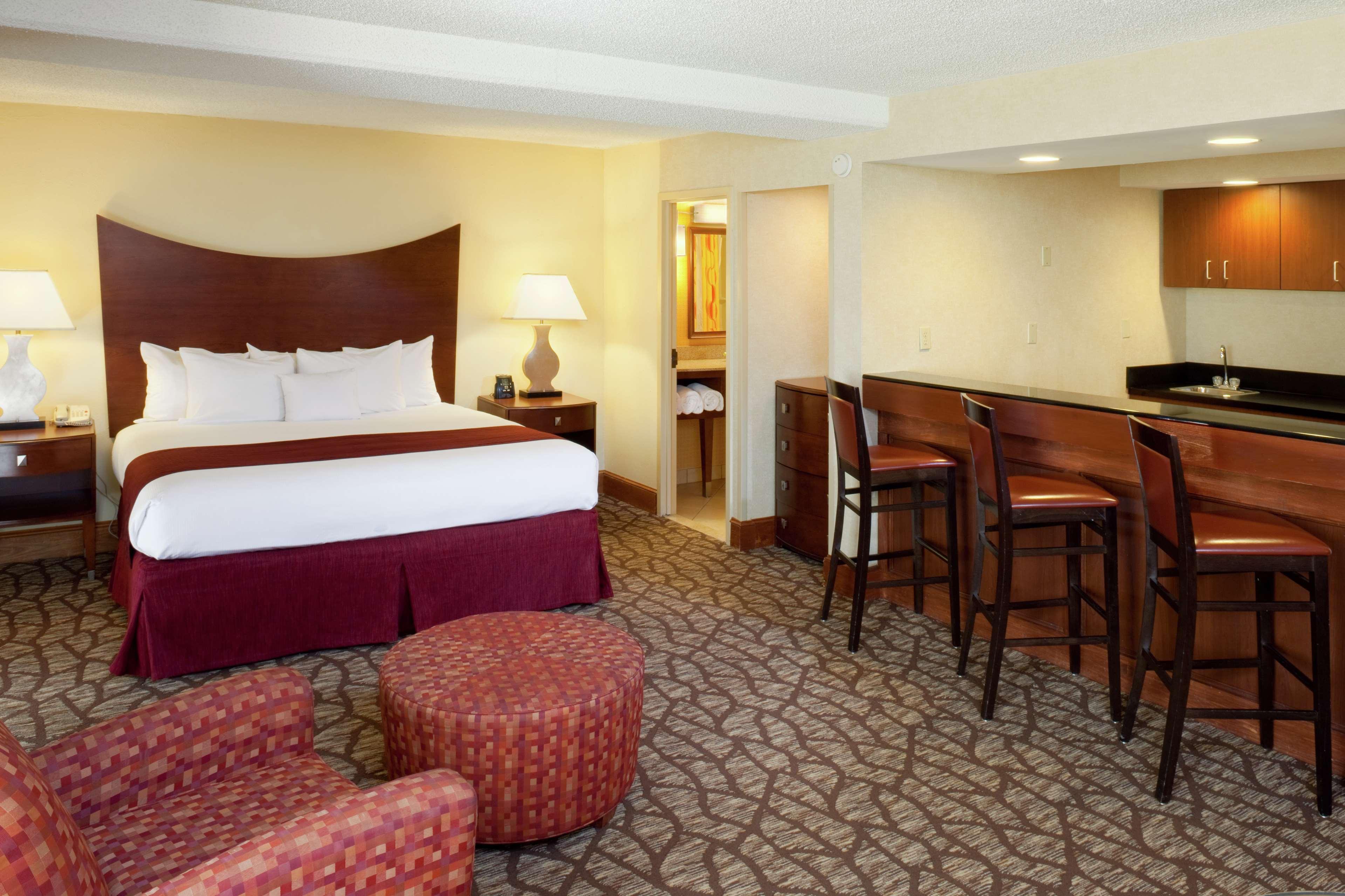 Doubletree By Hilton Murfreesboro Δωμάτιο φωτογραφία